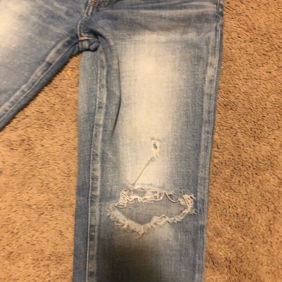 Moussy vintage 27x 26 great fir petite gals! Distressed and low waist - Picture 3 of 7